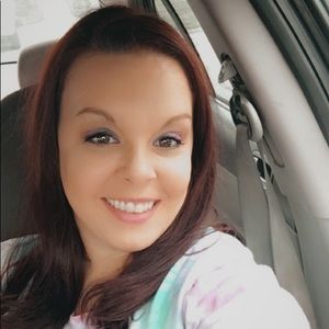 Meet your Posher, Alecia